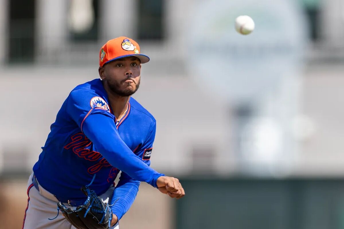 Freddy Peralta sugiere extensión de siete u ocho años con los Mets antes del inicio de temporada