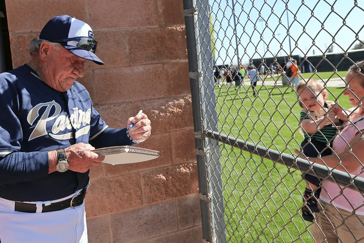 Murió Randy Jones, el primer lanzador de los Padres que ganó el Cy Young | Marcausa