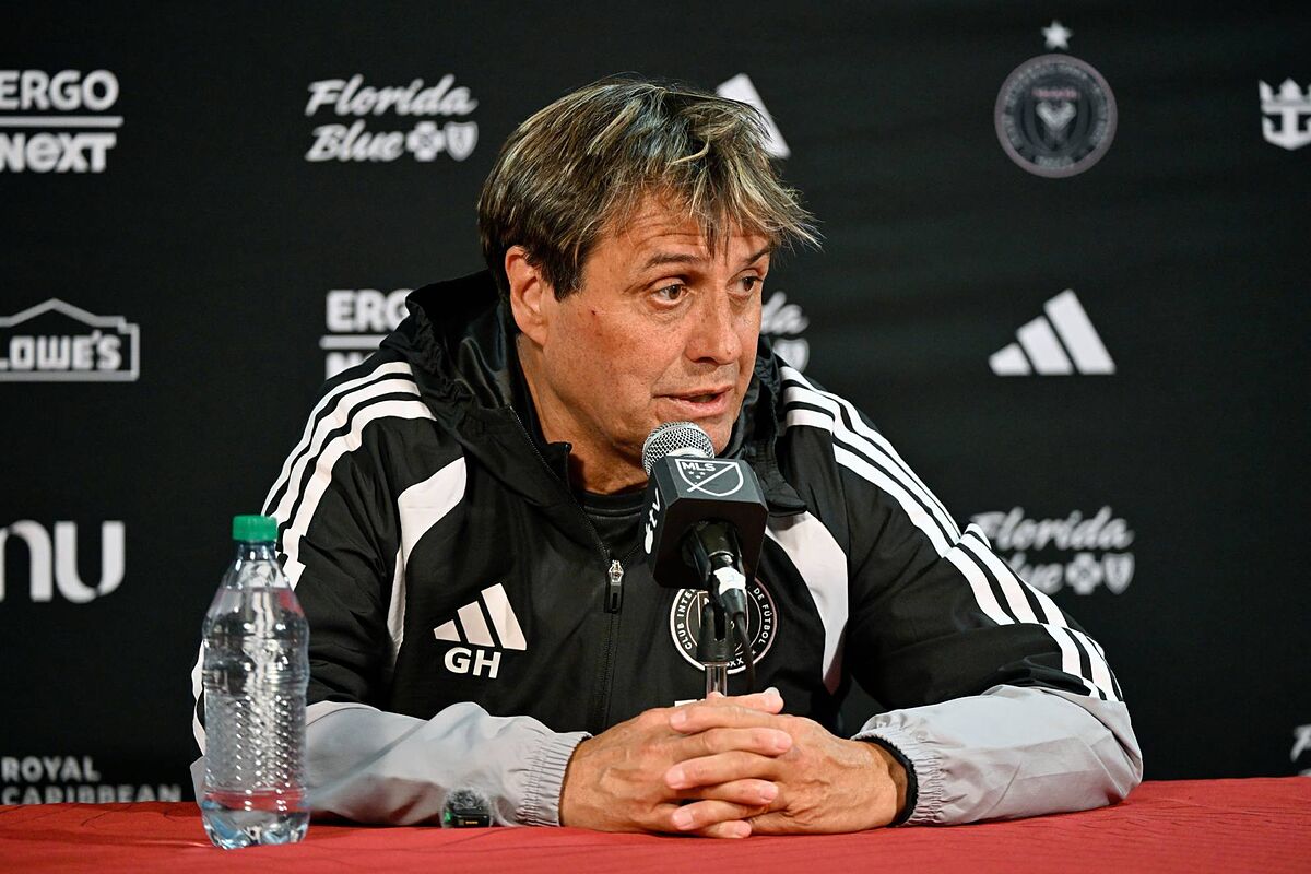 Guillermo Hoyos se rinde a Messi: "El mejor entrenador del mundo está en la cancha"