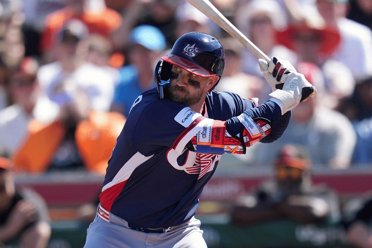 Los Yankees monitorean la tensión que existe entre Bryce Harper y los Phillies