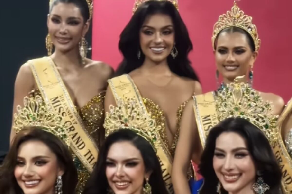 Candidata a Miss Tailandia pierde sus dientes postizos durante su discurso en el certamen