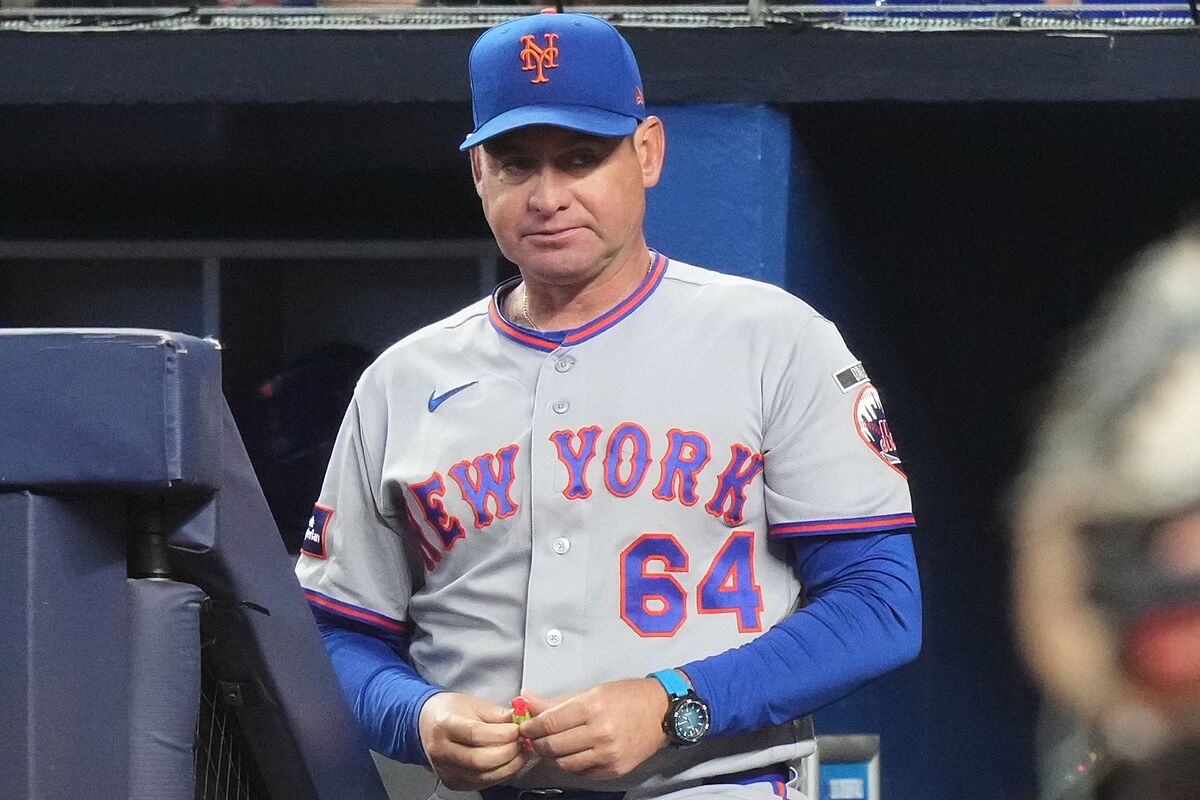Carlos Mendoza rechaza hablar de una crfisis en los Mets mientras la última derrota agrava la situación