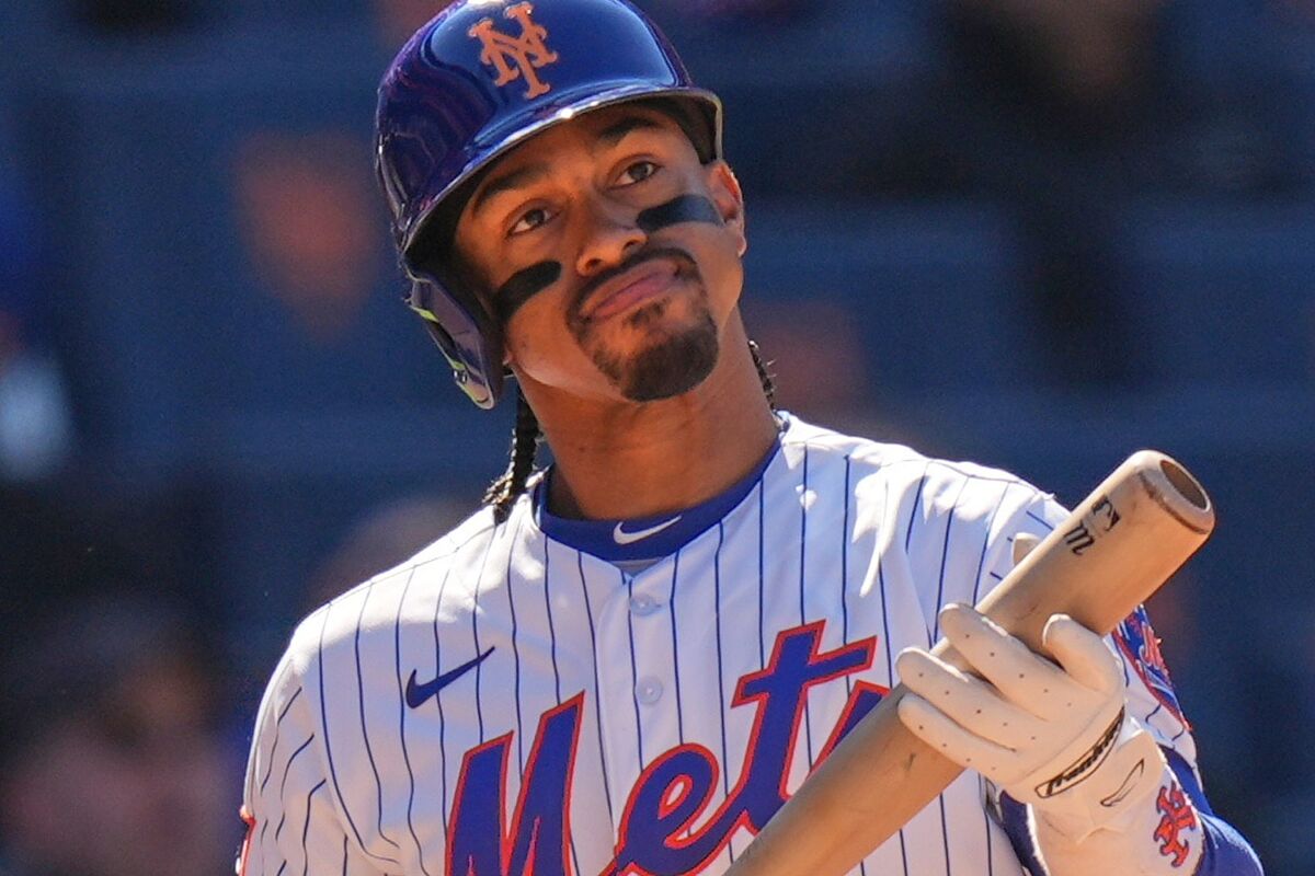 Exgerente general de los Mets sugiere que los problemas de Lindor van más allá del béisbol