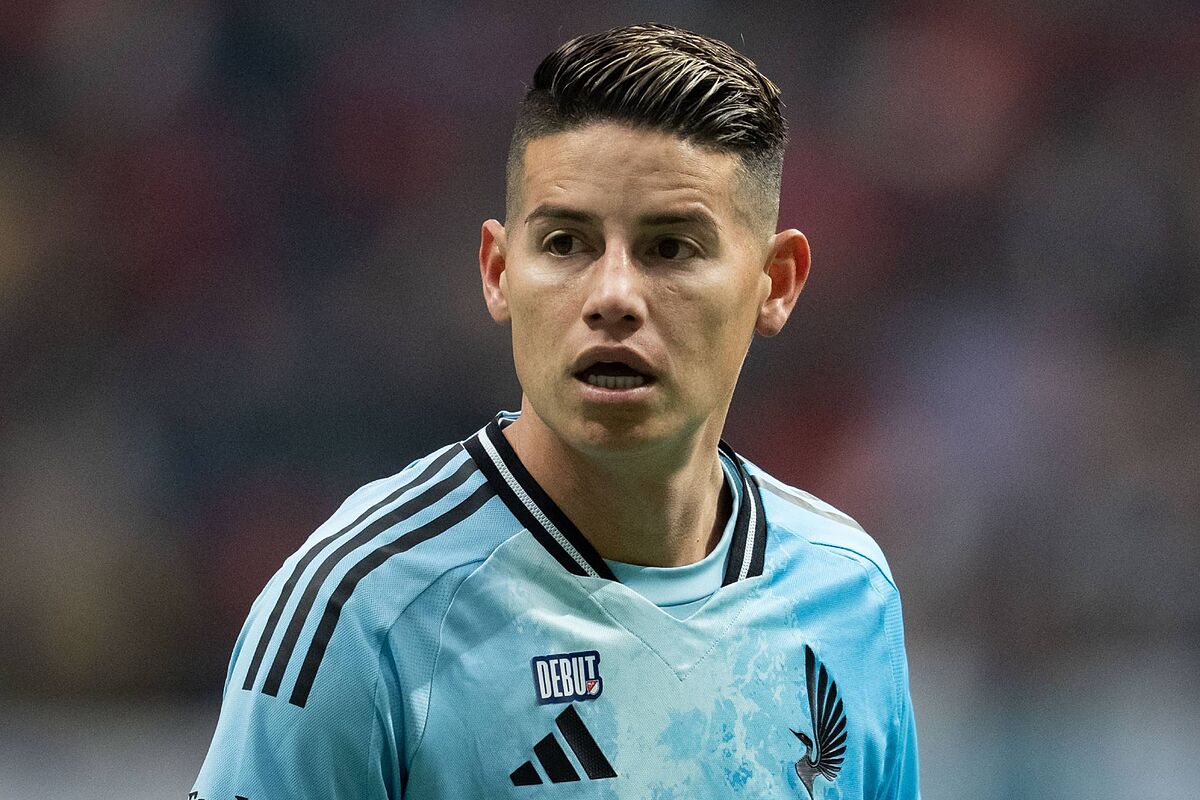 James Rodríguez sigue K.O. a dos meses para el Mundial