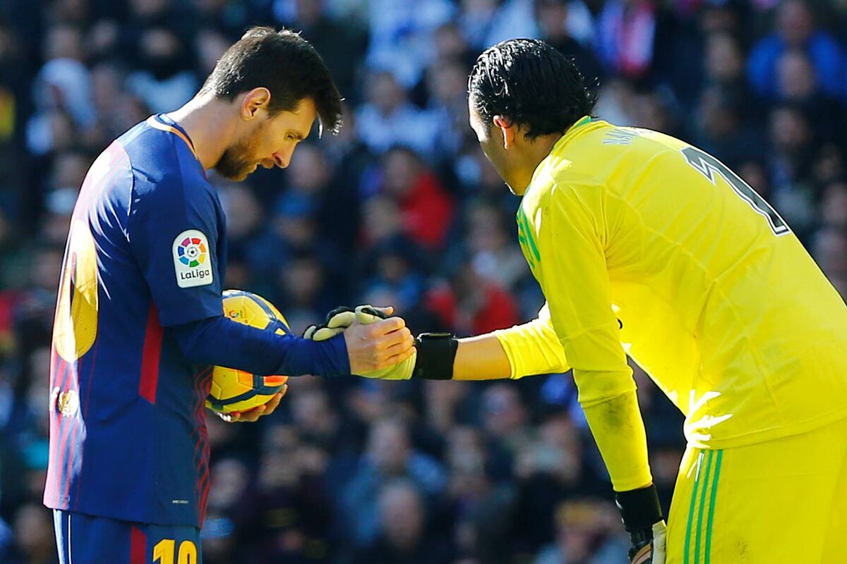 Keylor Navas puede terminar junto a Leo Messi en el Inter Miami