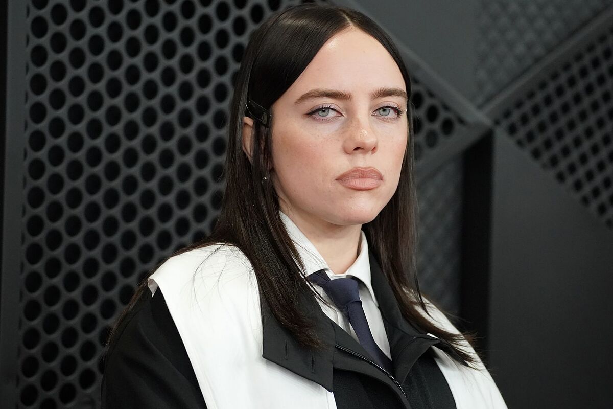 Billie Eilish se hace viral por su reacción al encuentro con una peuqeña fan
