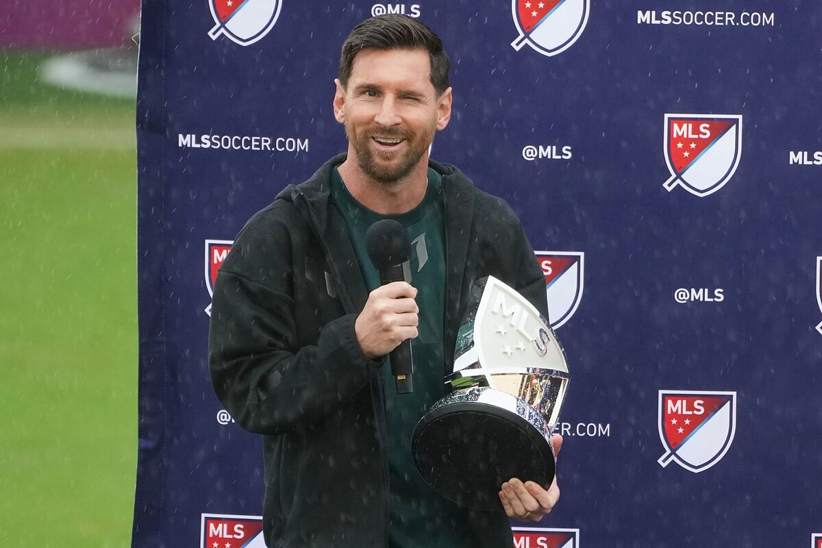 Messi es captado haciendo compras de pánico para apoyar a Miami en el Campeonato Nacional