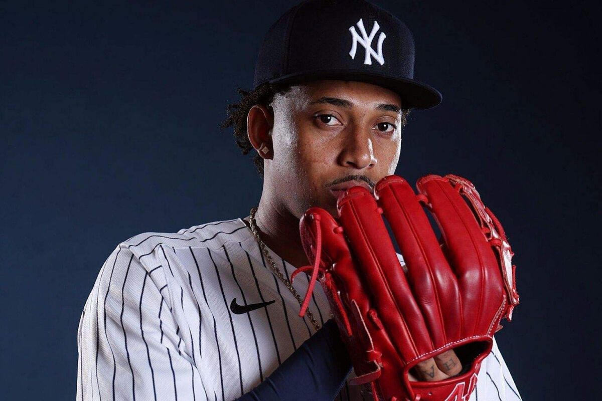 El lanzador derecho de brazo potente que los Yankees ascendieron para reforzar un bullpen en problemas