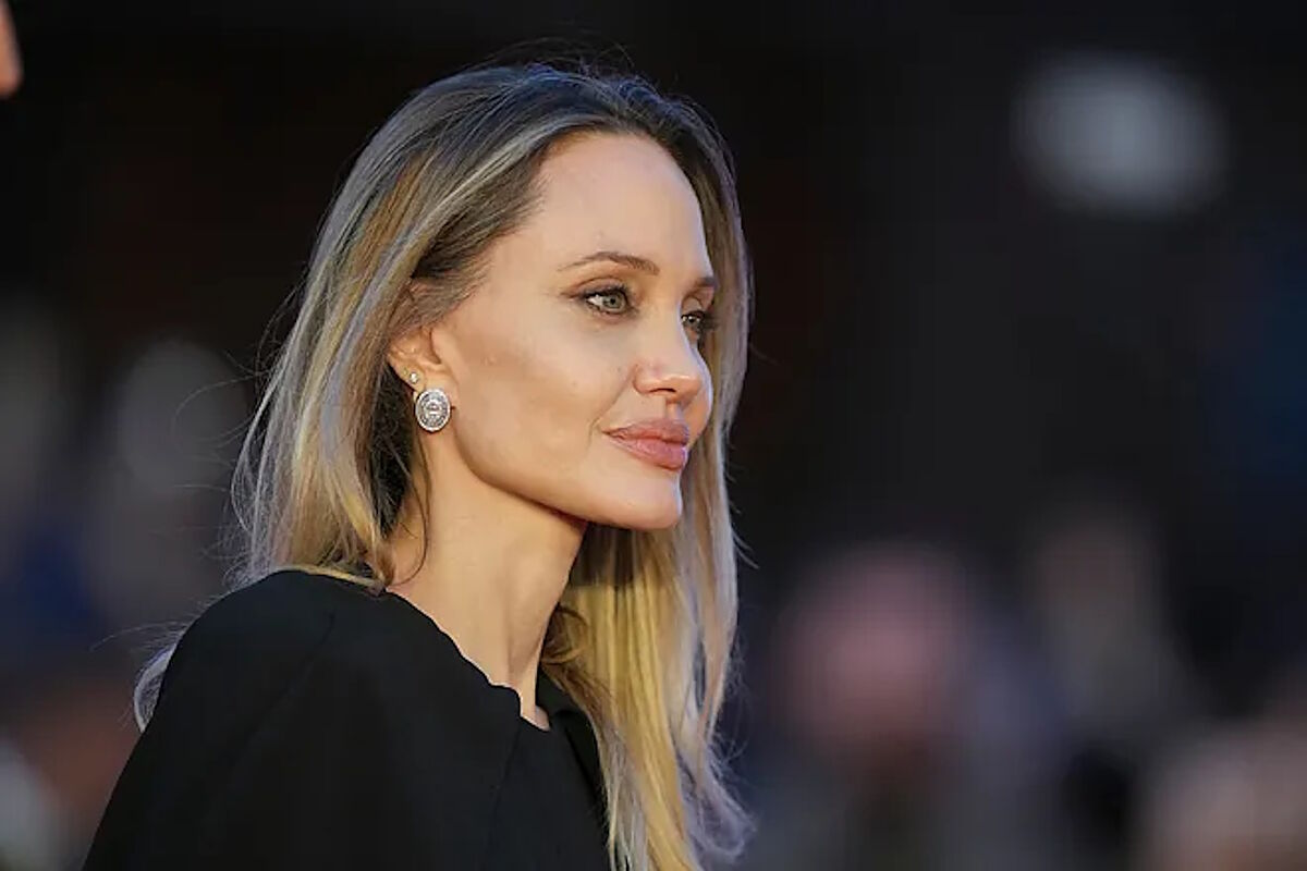 ¿Angelina Jolie fue realmente reemplazada por un "clon"? ¿De dónde salen estas teorías de la conspiración?