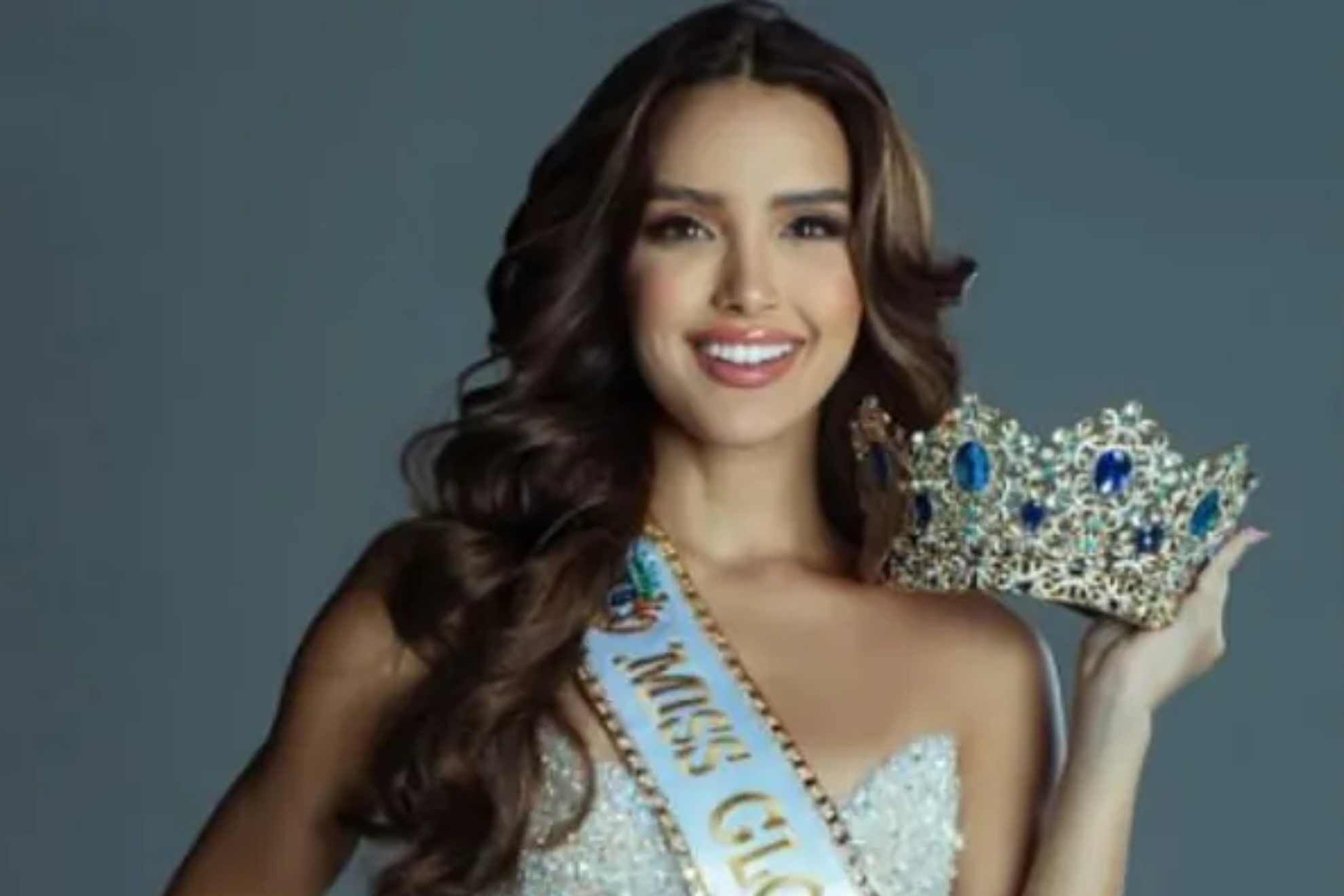 �Qui�n es Andrea del Val? La reina de belleza venezolana herida en el rostro tras una violenta pelea con un estilista