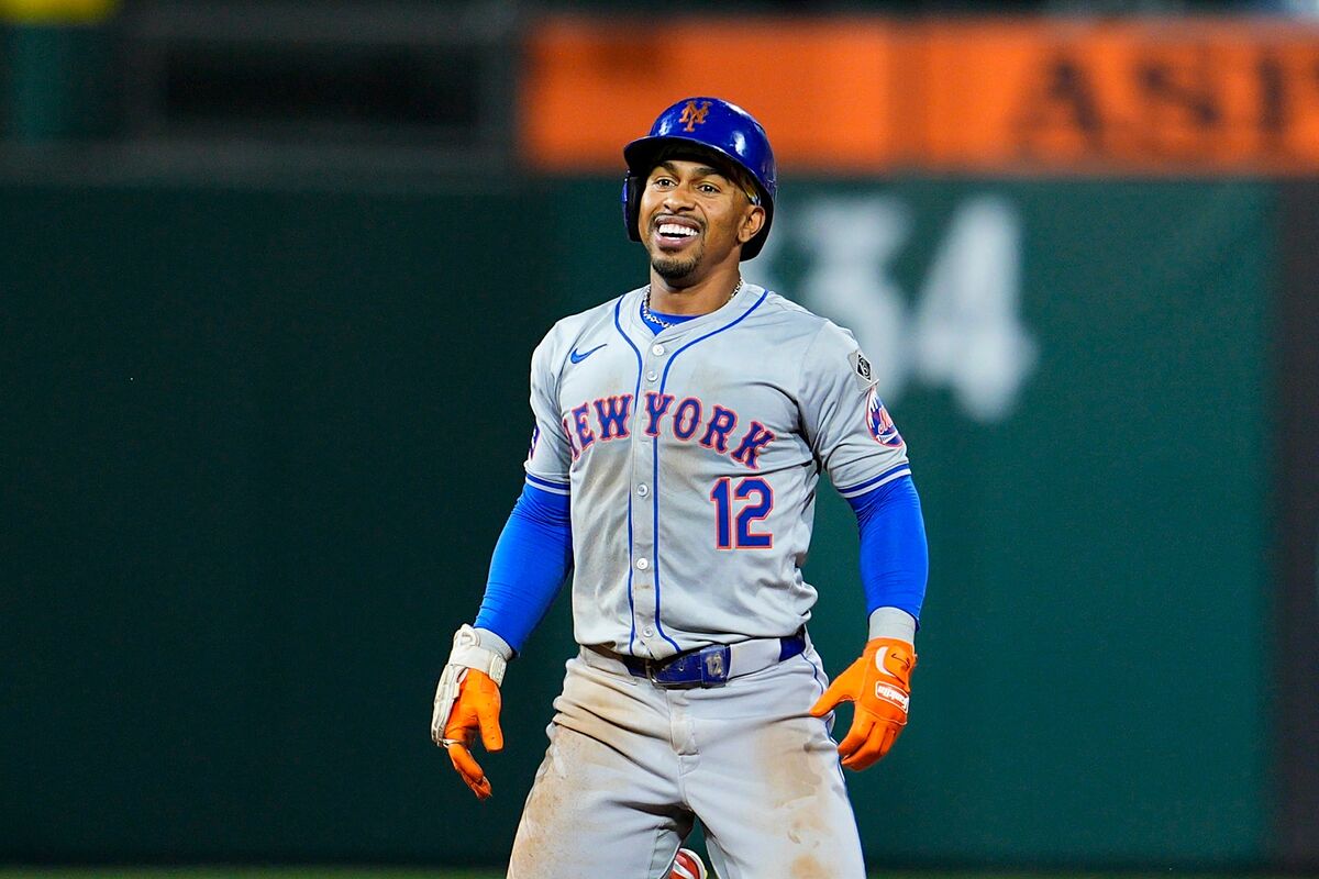 Francisco Lindor vuelve a la alineación de los Mets tras su cirugía de mano