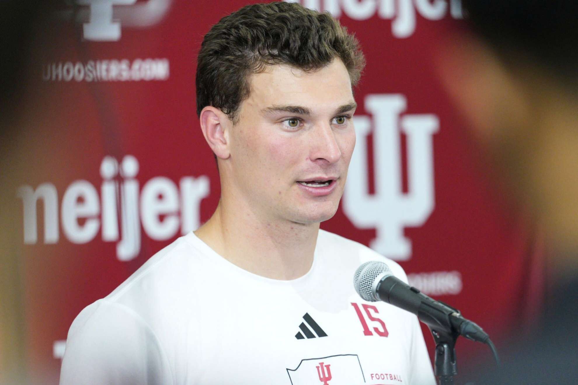 Fernando Mendoza rompe el molde redefiniendo el verdadero valor para llegar a la NFL