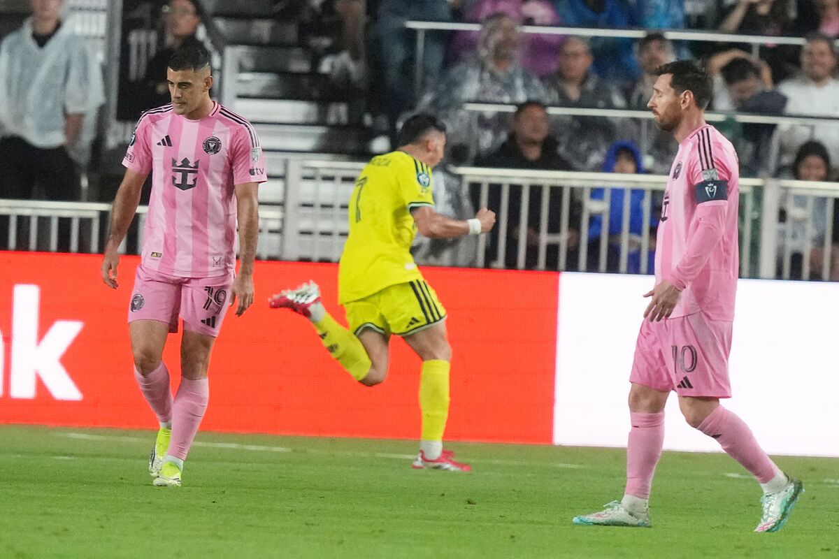 El técnico del Nashville cuenta cómo Messi ayudó a que su equipo ganase al Inter Miami