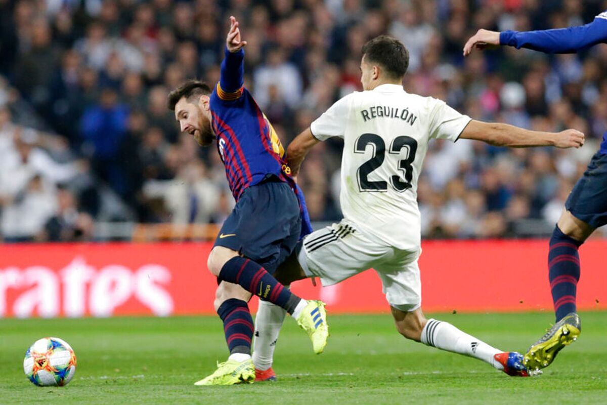 Reguilón cuenta cómo le han recibido Leo Messi y Luis Suárez tras los enganchones con ellos en los Clásicos
