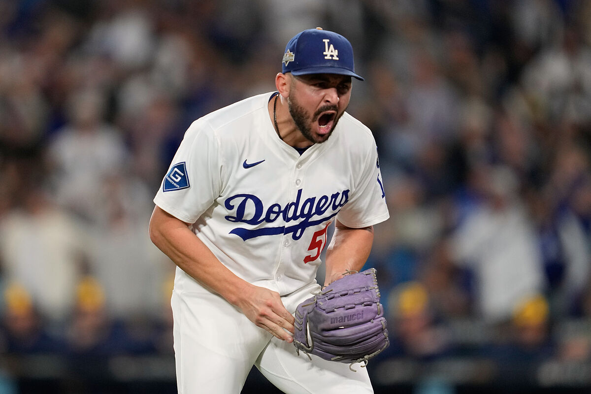 El emotivo recuerdo a Alex Vesia que emociona a los fans en la celebración de los Dodgers