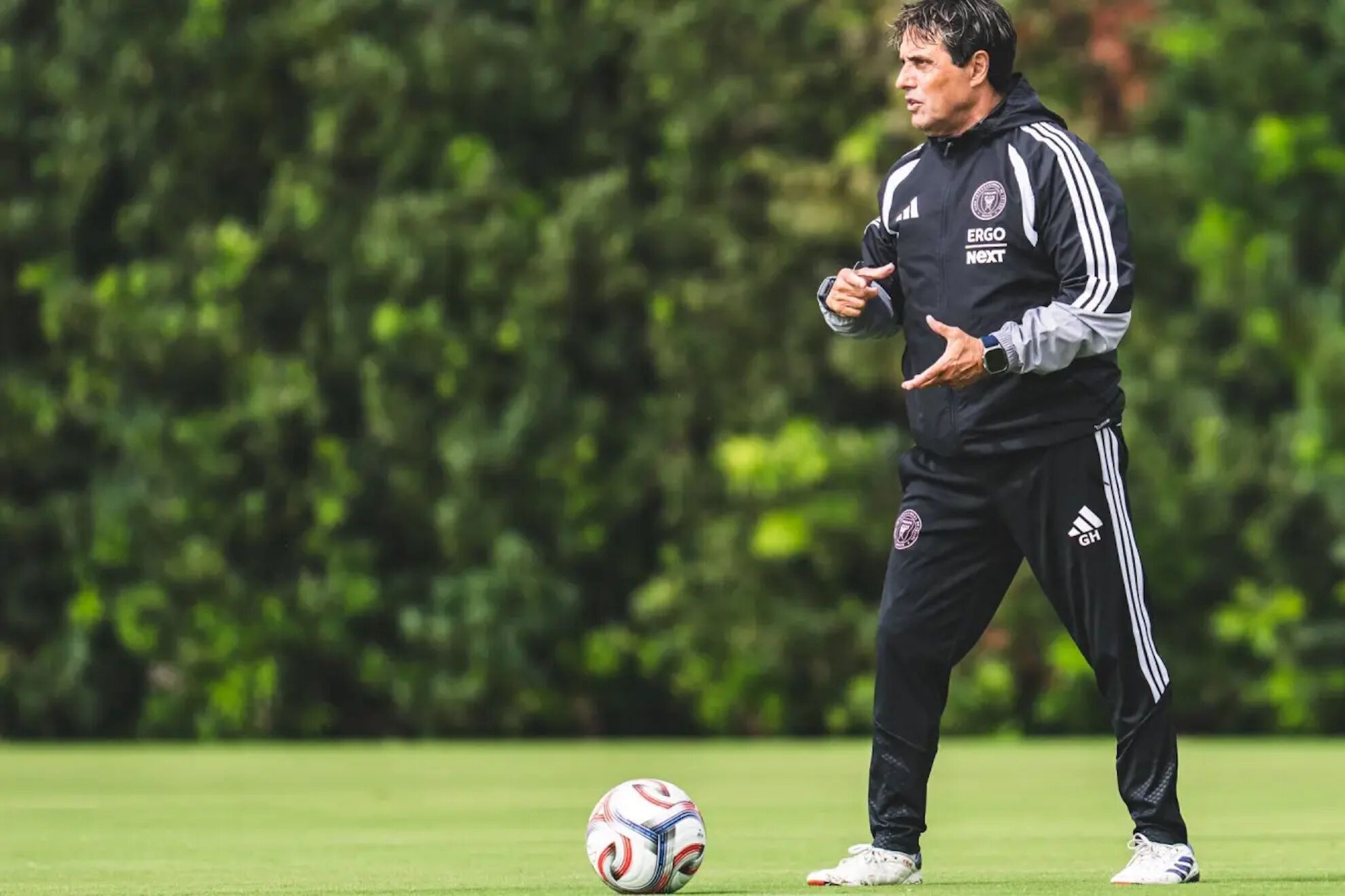 �Efecto Messi? Guillermo Hoyos hace historia y firma el mejor arranque de un DT en el Inter Miami