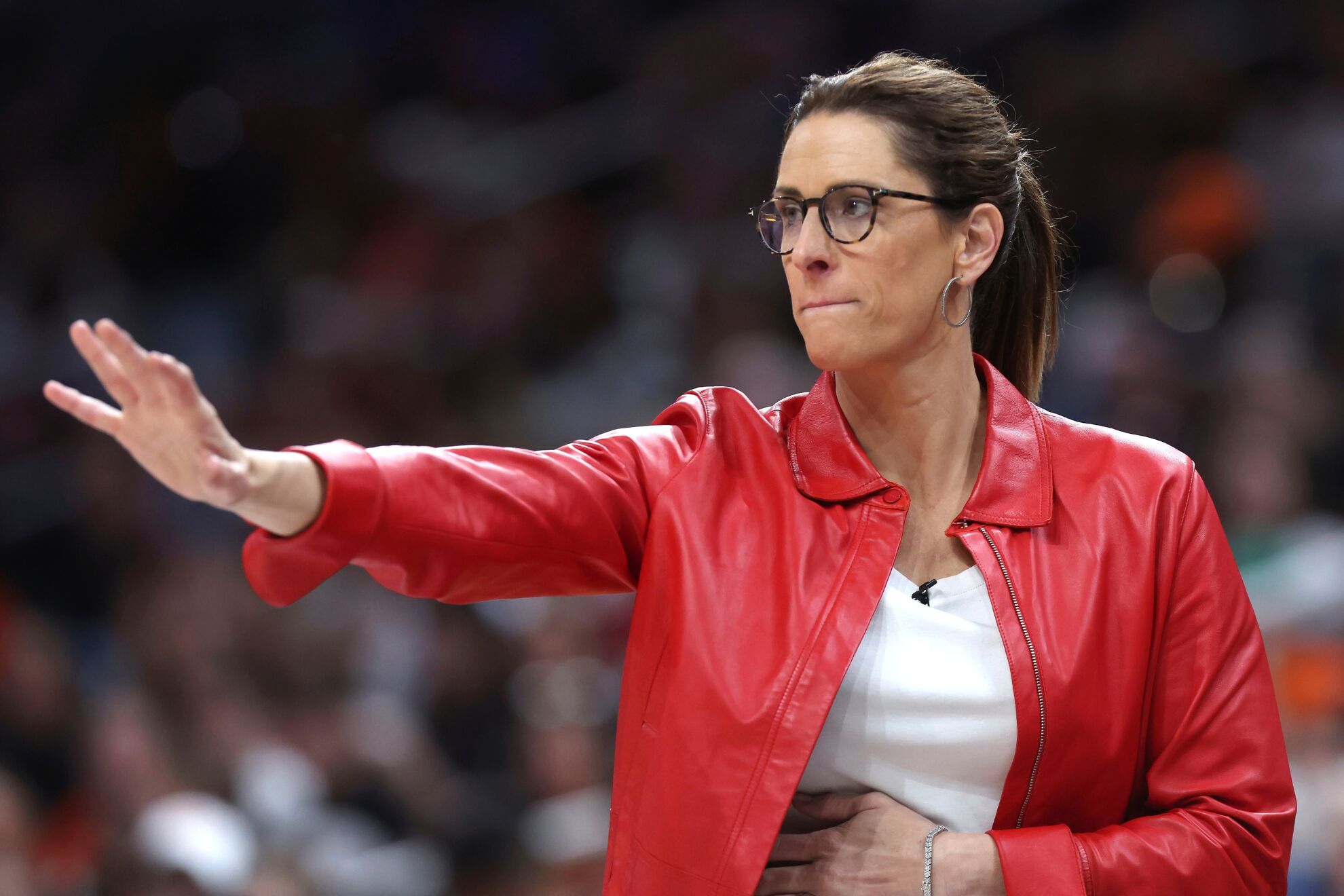 Stephanie White encuentra motivos para el optimismo pese a la mala racha de Indiana Fever