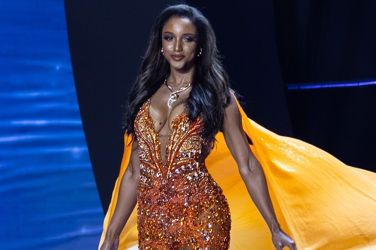 Miss Jamaica cuenta cuál es su estado de salud mientras se recupera todavía de su brutal caída en Miss Universo