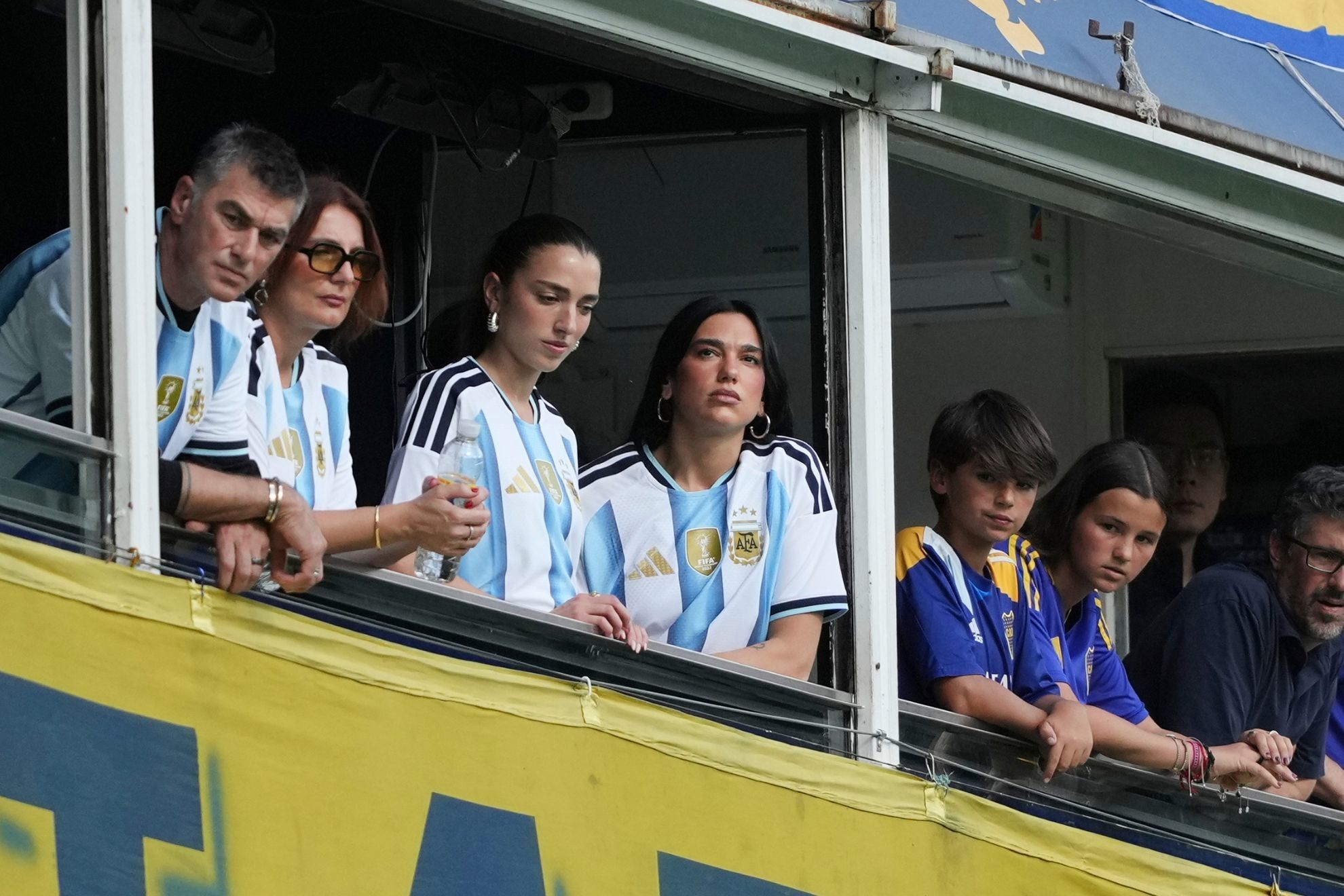 Dua Lipa en la Bombonera en el Cl�sico Argentino