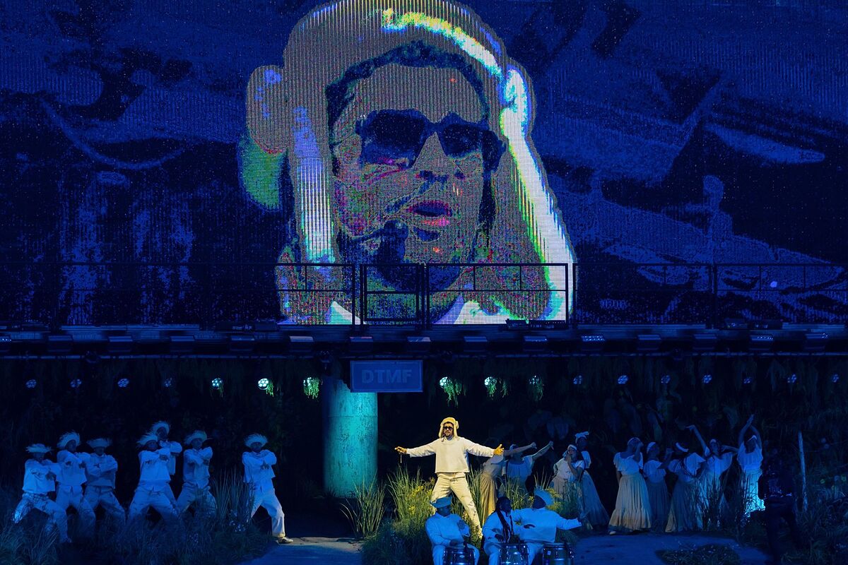 Dónde ver el Show de Medio Tiempo del Super Bowl 2026 con Bad Bunny: canales de TV y online