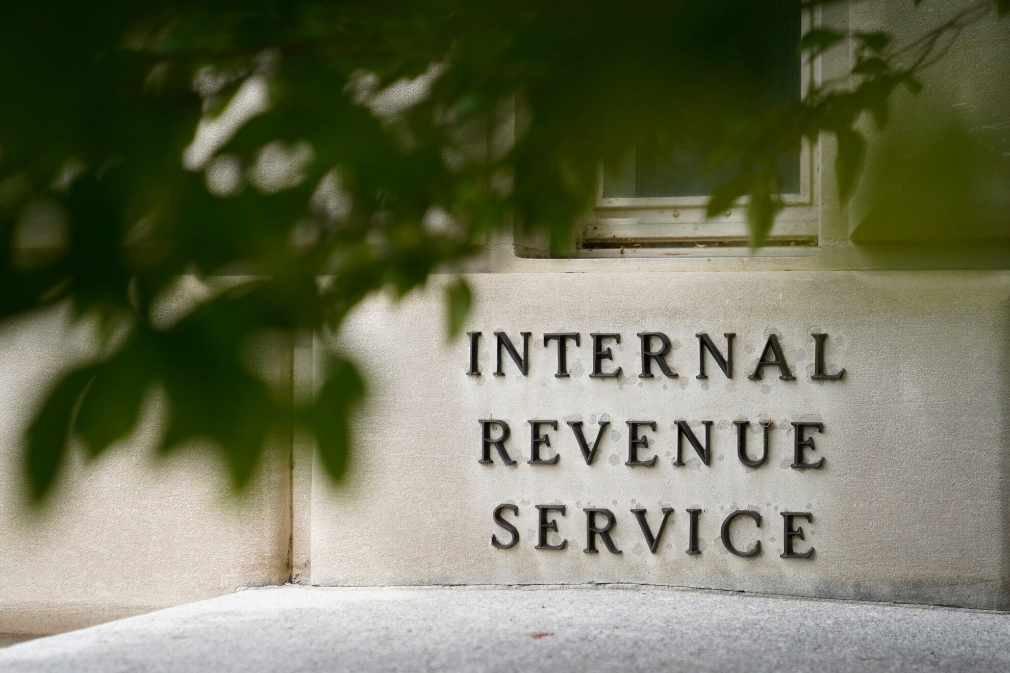 IRS invita a los contribuyentes a ser m�s atentos para evitar errores