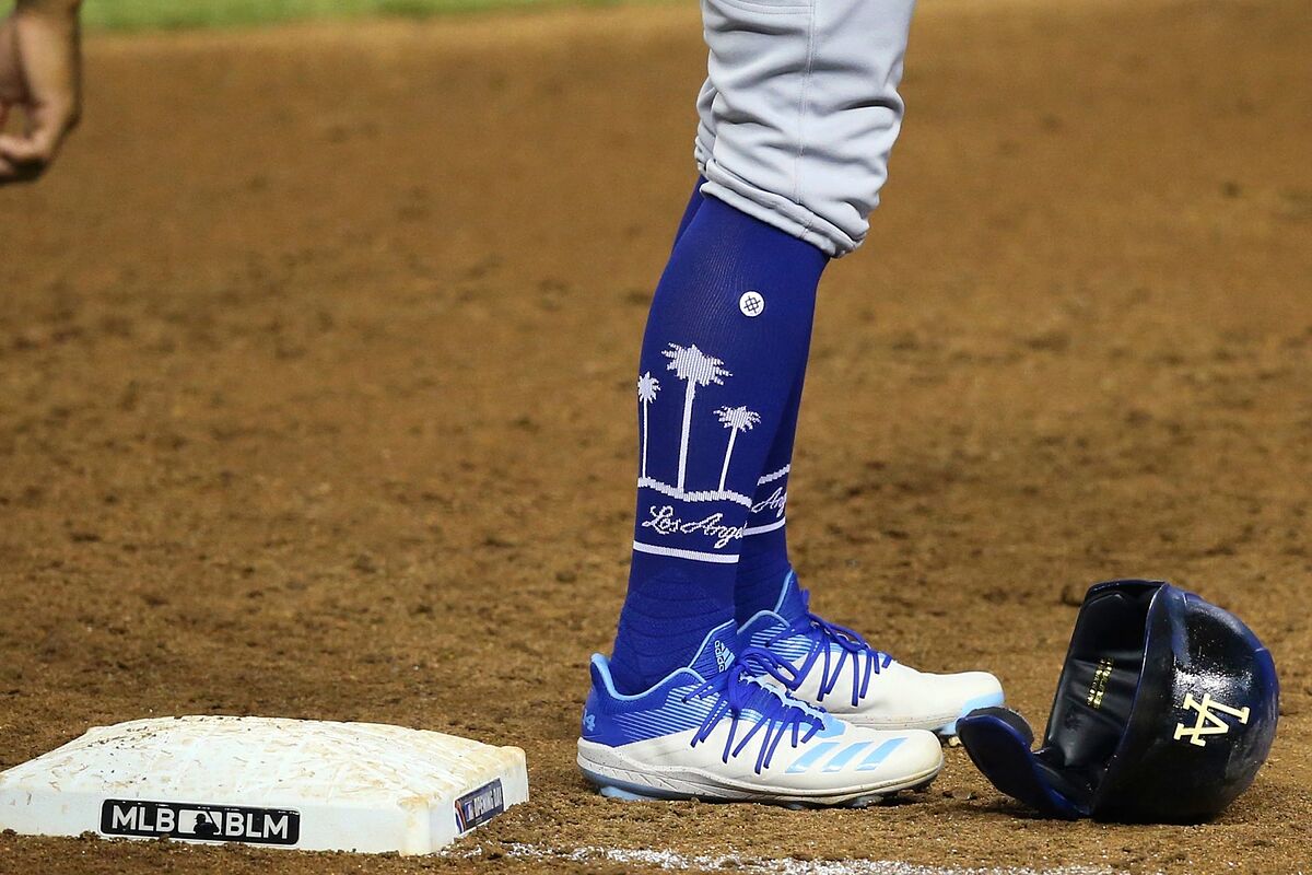 De México a las Grandes Ligas: Dodgers firman a Roberto Saucedo Jr.