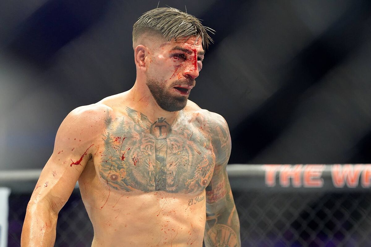 El drama de Ilia Topuria tras los golpes de Justin Gaethje: 