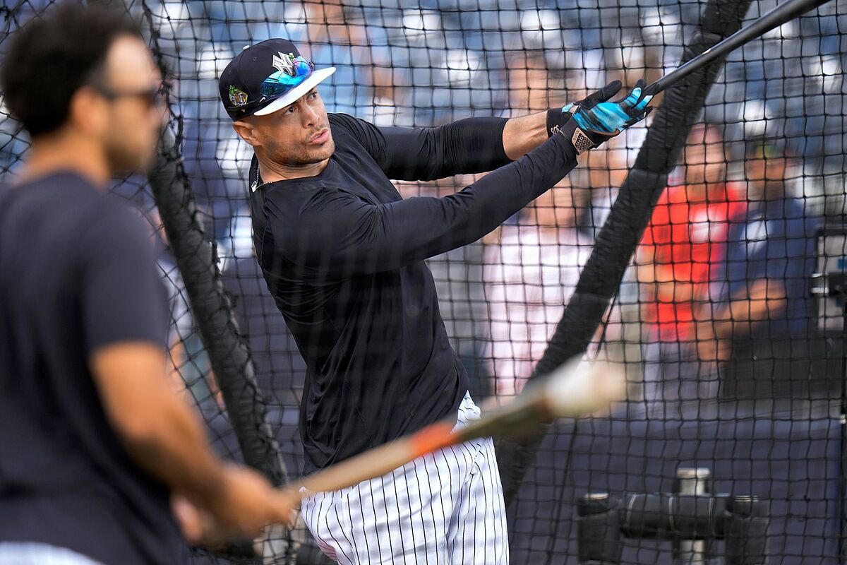 Giancarlo Stanton evita la cirugía y apuesta todo por seguir siendo clave en Yankees 2026