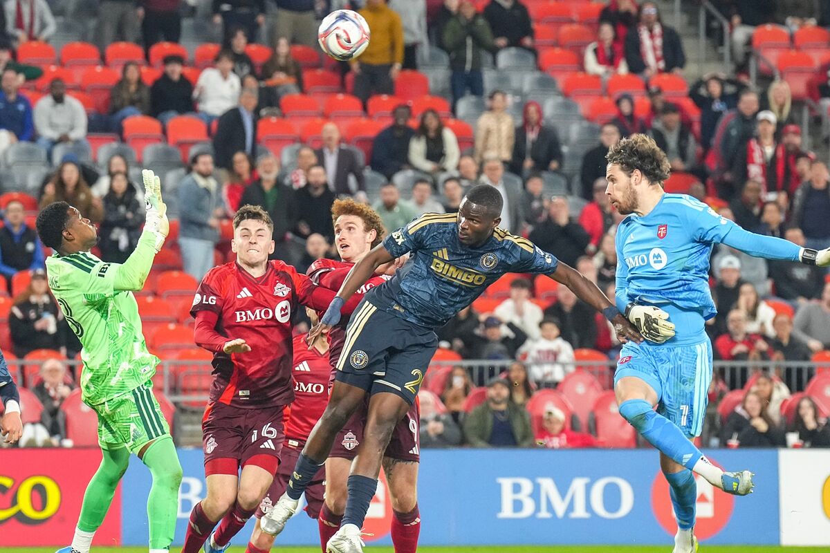 El desconocido Luka Gavran opaca la gran actuación de Lionel Messi