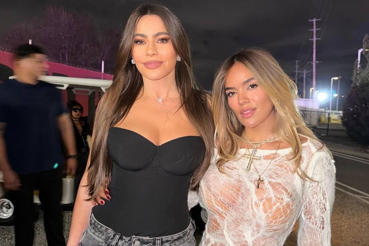 Sofía Vergara lo da todo con el show de Bad Bunny en el Super Bowl: el sensual baile de la actriz colombiana