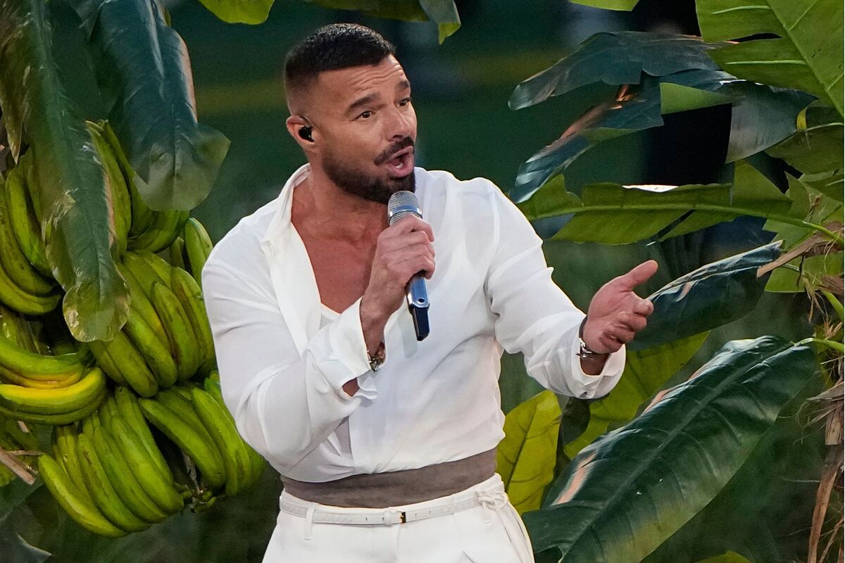 "¿Más joven que Bad Bunny?" Fans comentan el sorprendente físico de Ricky Martin