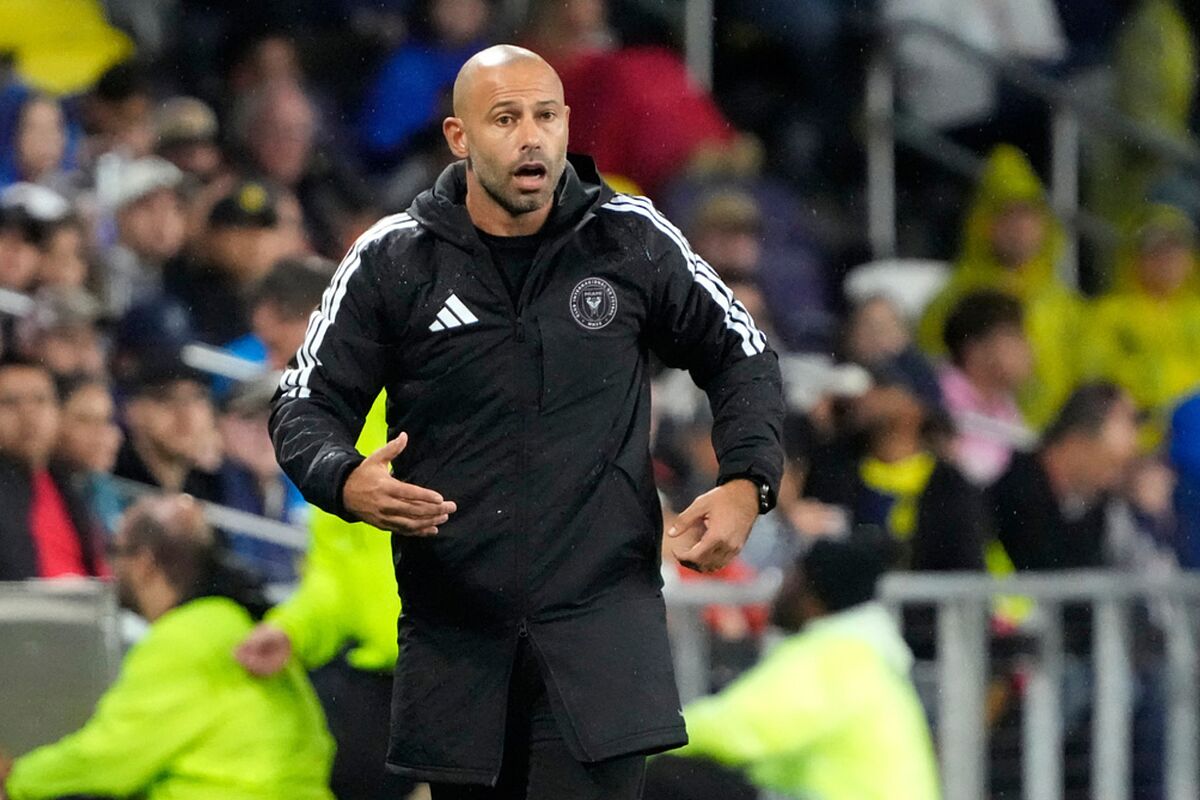 La furiosa reacción de Mascherano contra los hinchas de Charlotte FC tras su expulsión en el tiempo de descuento