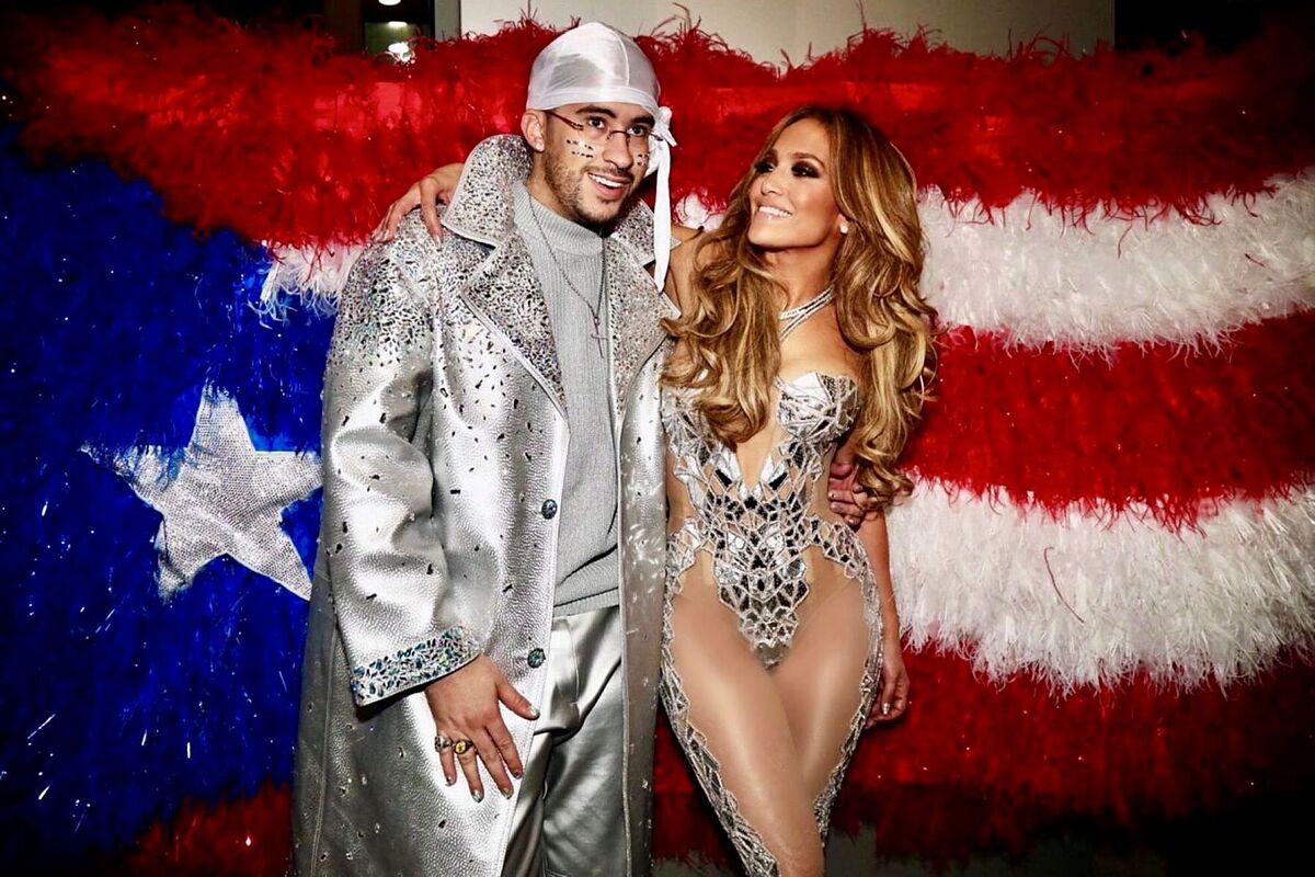 Jennifer López, Bruno Mars y Shakira celebran la elección de Bad Bunny para el entretiempo de la Super Bowl 2026
